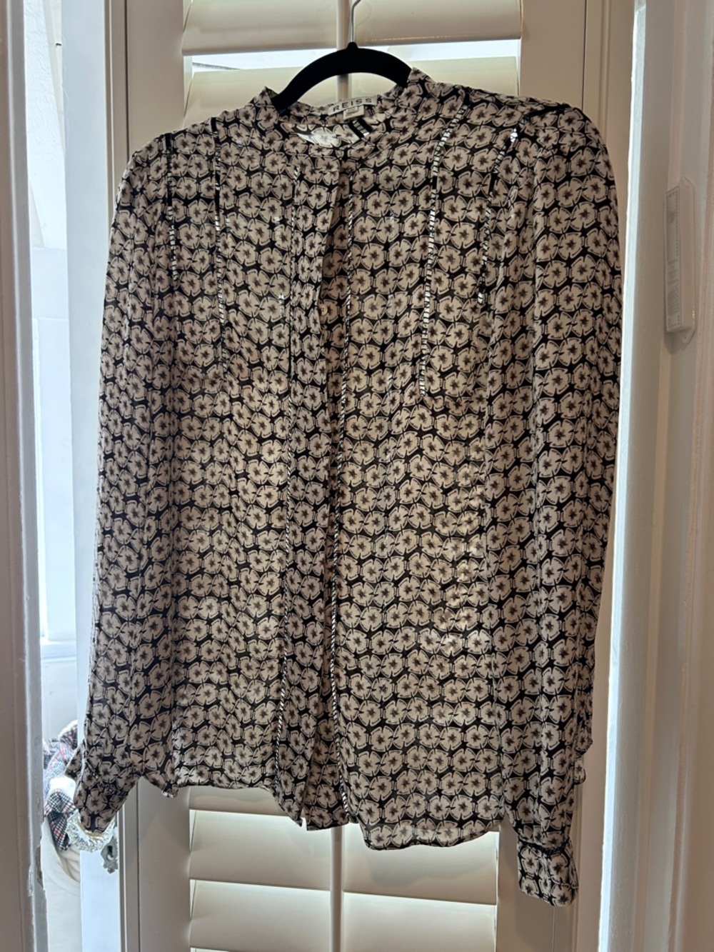 Reiss Women’s Black and White Printed Skirt - Elegant Floral Pattern